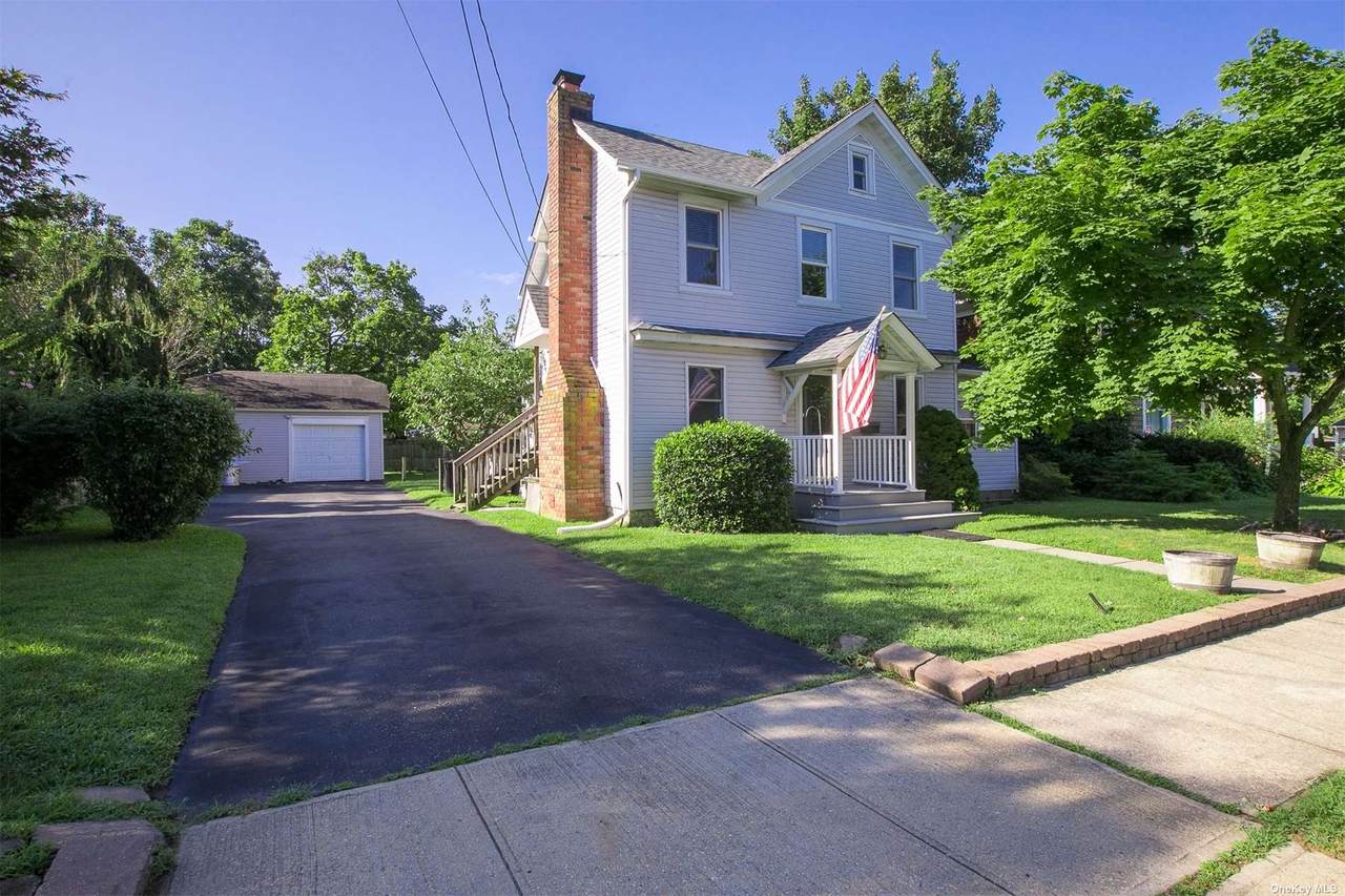 16 Cedar Grove Street - Photo 1