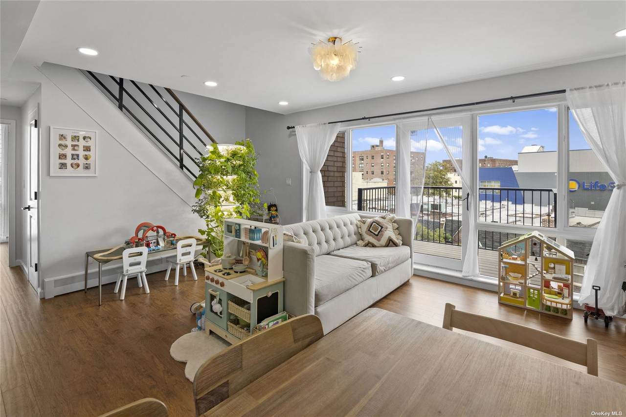 1322 14th Street - Photo 1