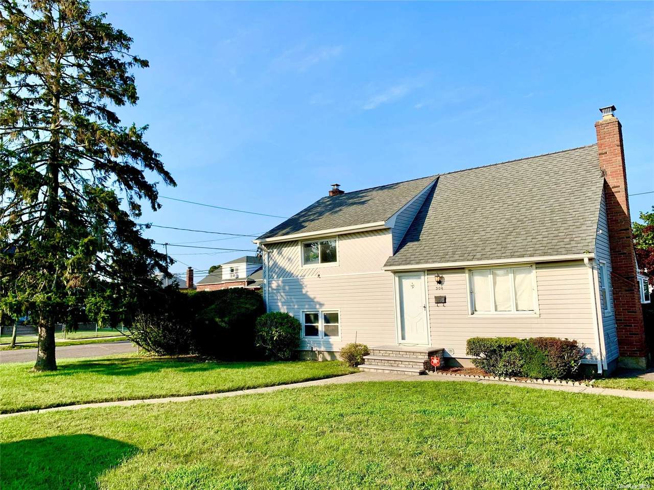 304 Deauville Parkway - Photo 1