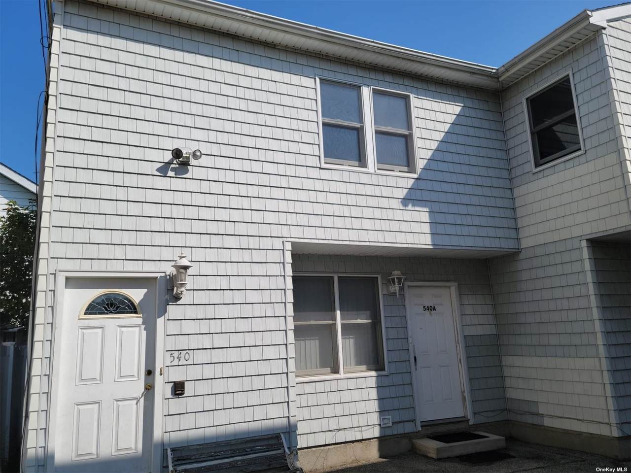 540 Lincoln Street - Photo 1