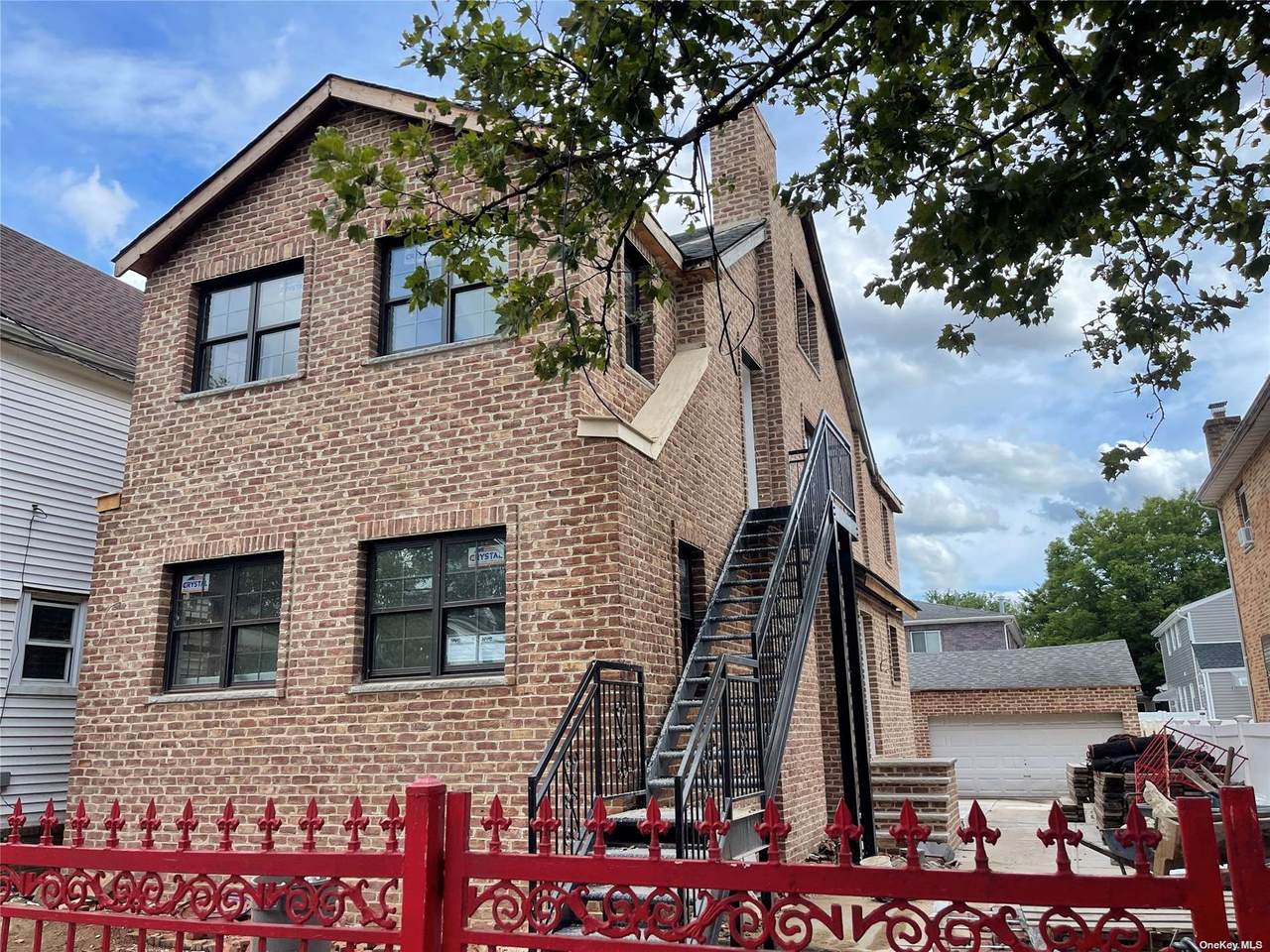 162-26 75 Avenue - Photo 1