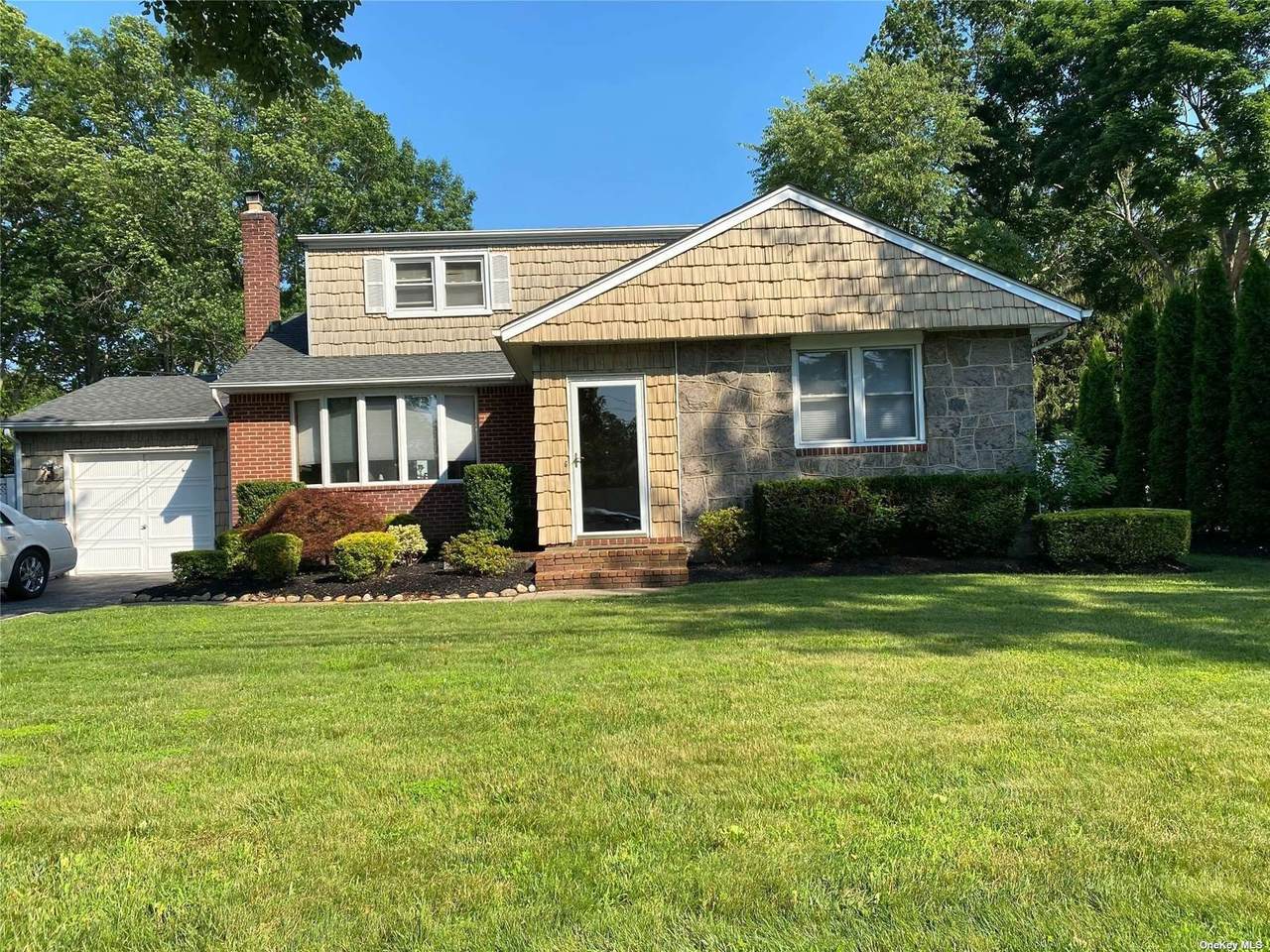 4 Lowell Avenue - Photo 1