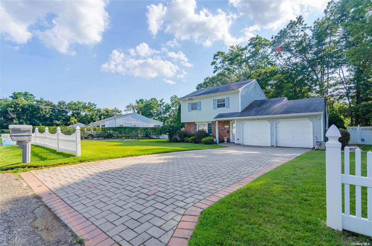 112 Gatelot Avenue - Photo 1
