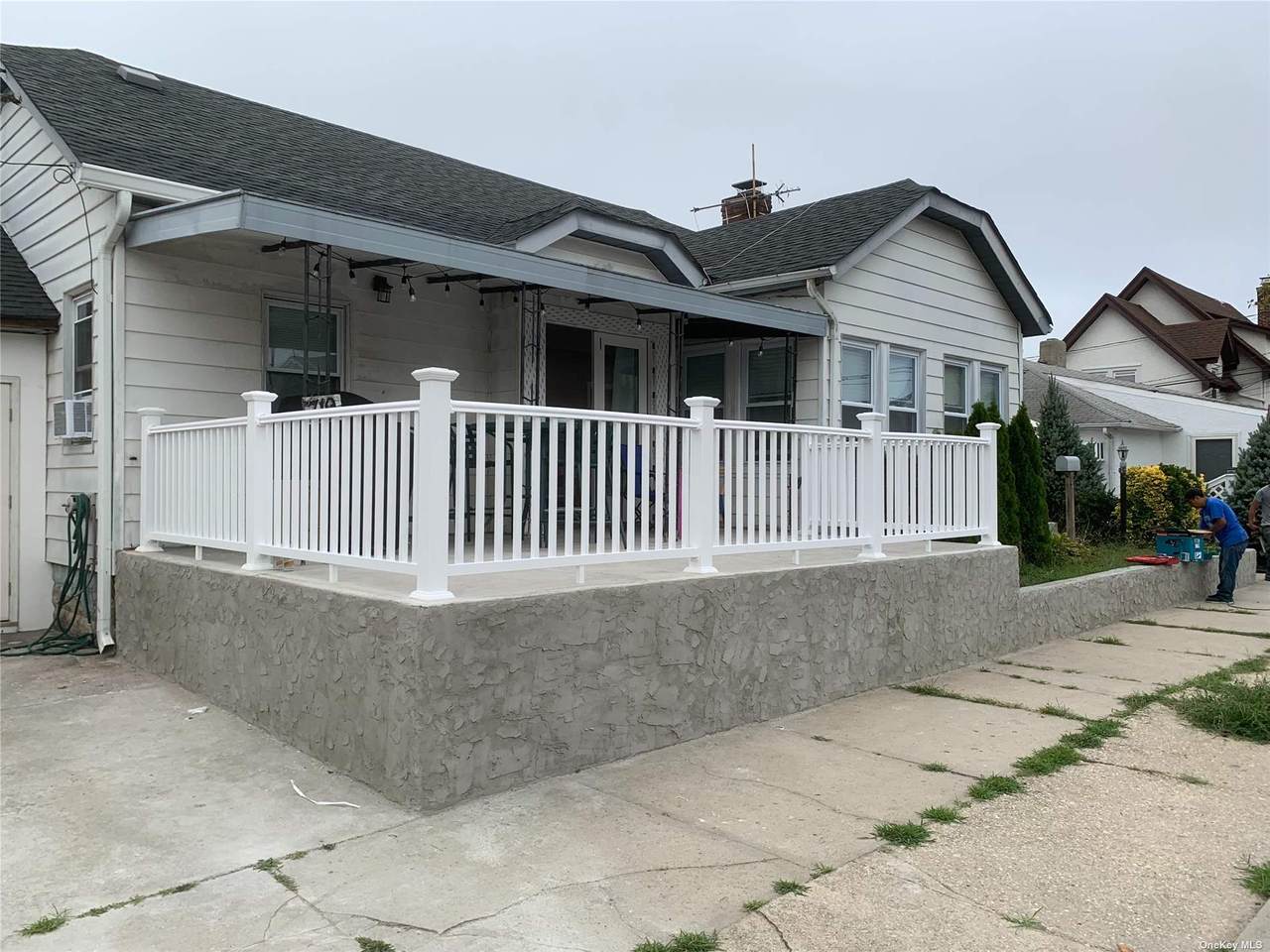 719 Walnut Street - Photo 1