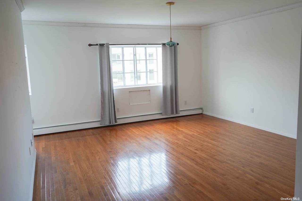 478 Howard Avenue - Photo 1