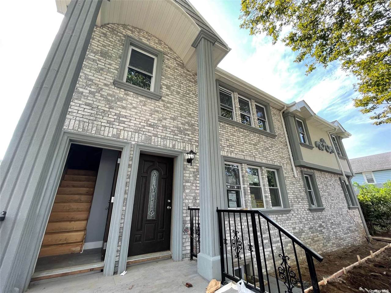134-37 227 Street - Photo 1