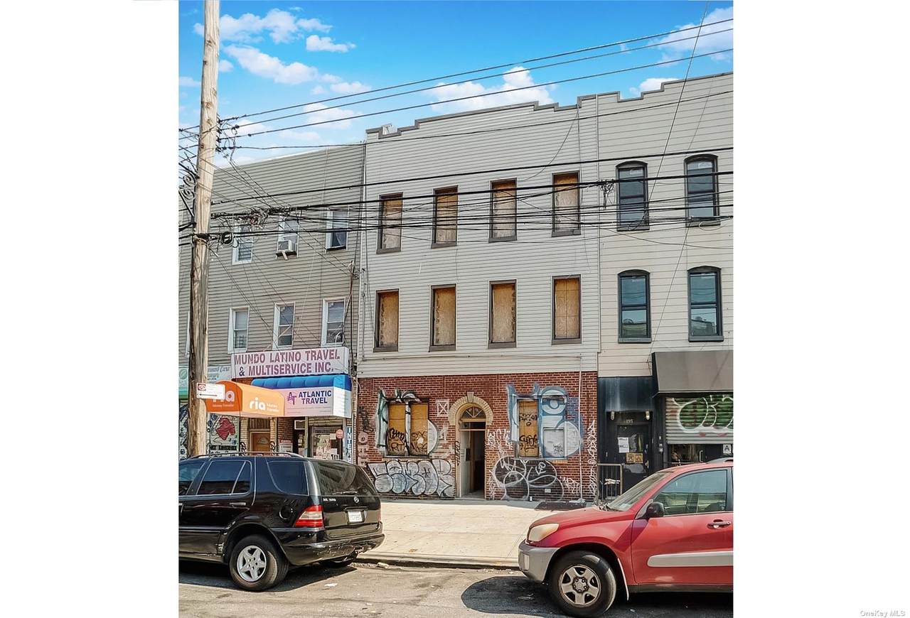 193 Wyckoff Avenue - Photo 1