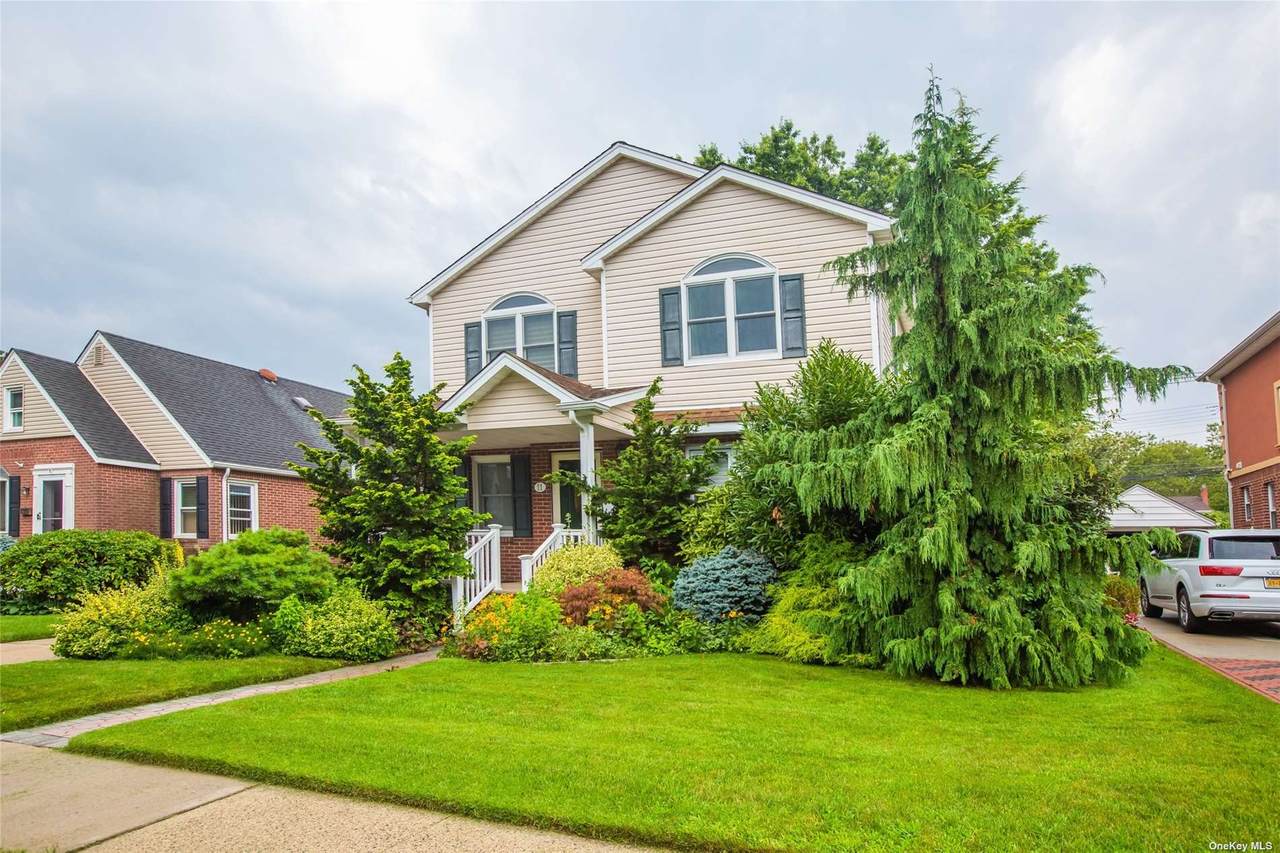 11 Rose Lane - Photo 1