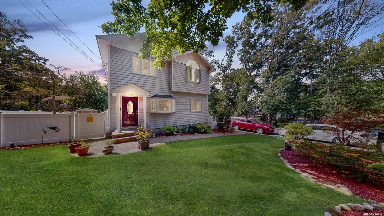 26 Woodlawn Road - Photo 1