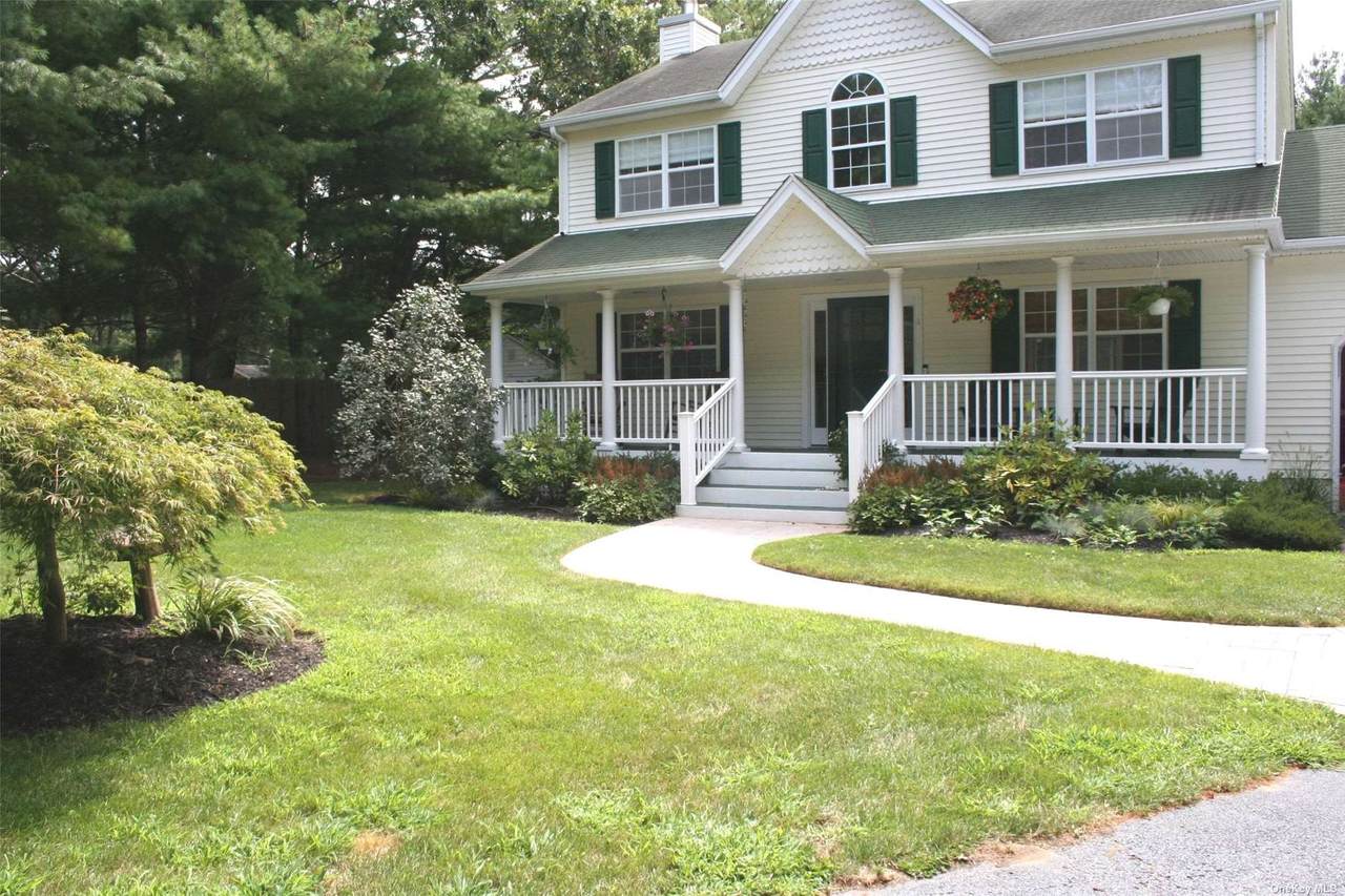 79 Rogers Avenue - Photo 1