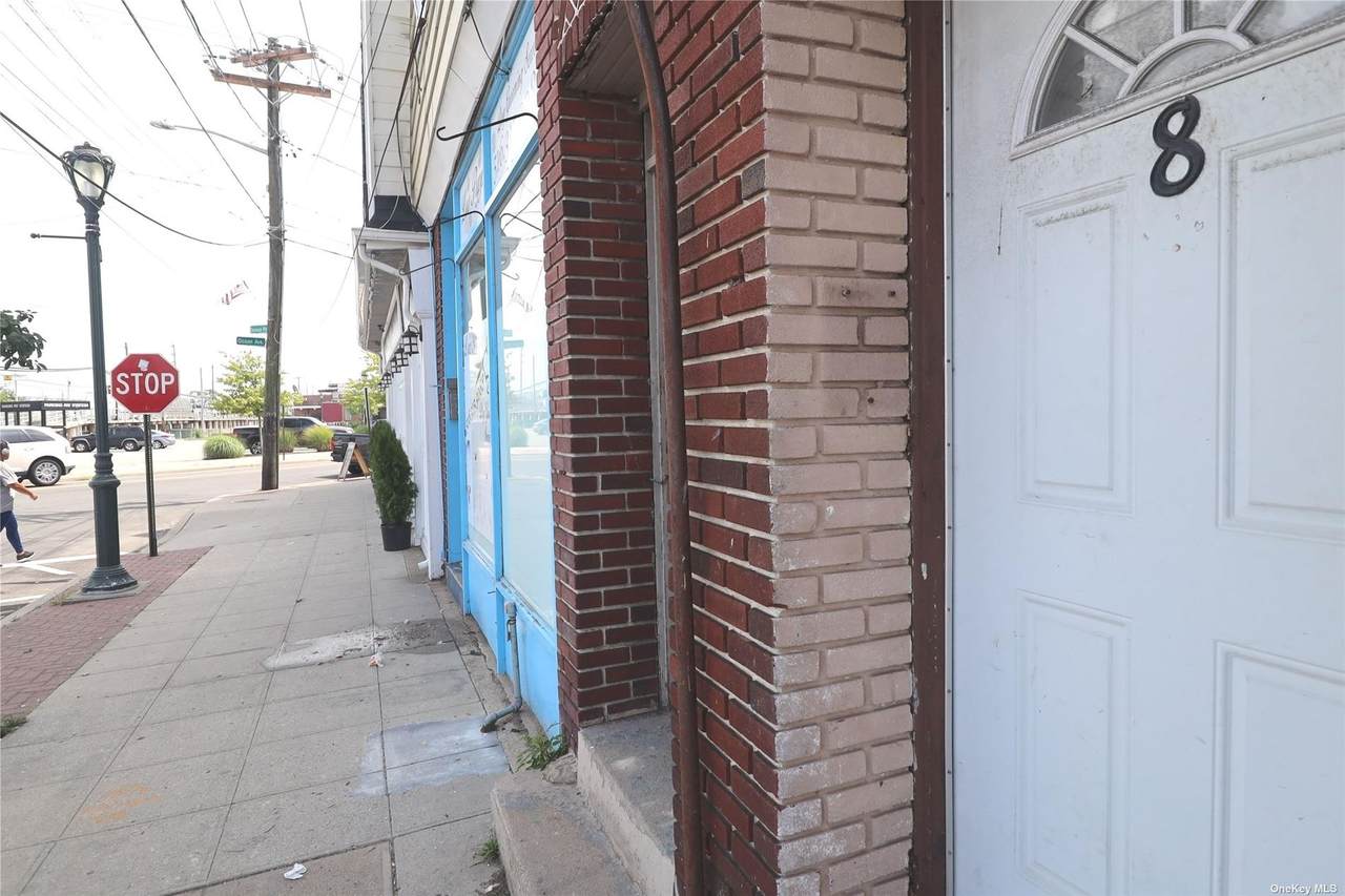8 Davison Plaza - Photo 1
