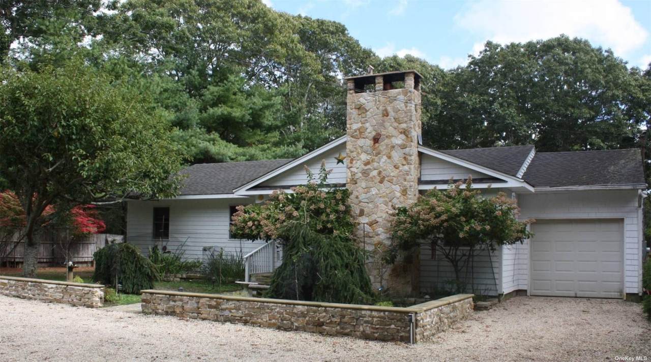 289 Norfolk Drive - Photo 1