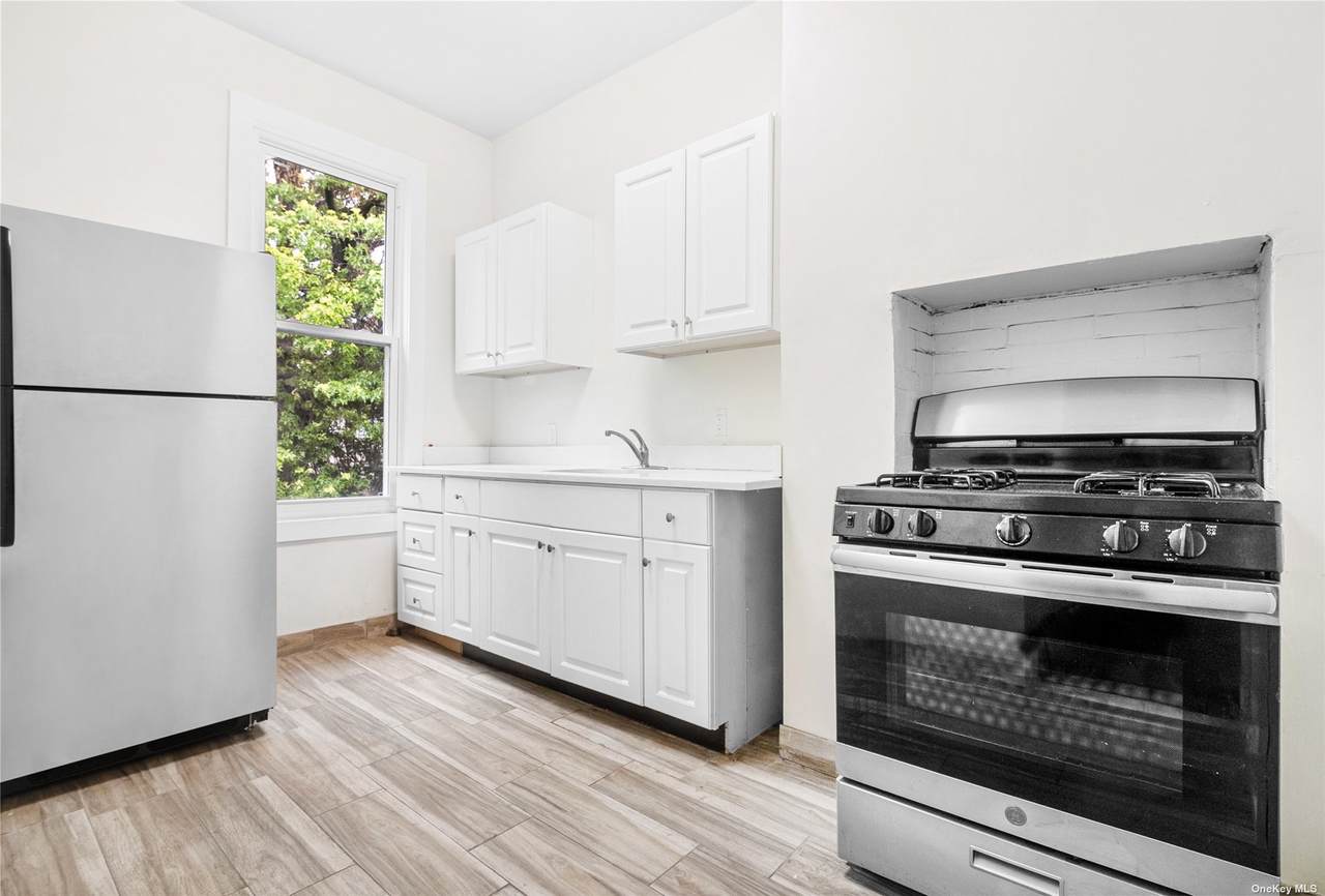 156 Weirfield St. - Photo 1