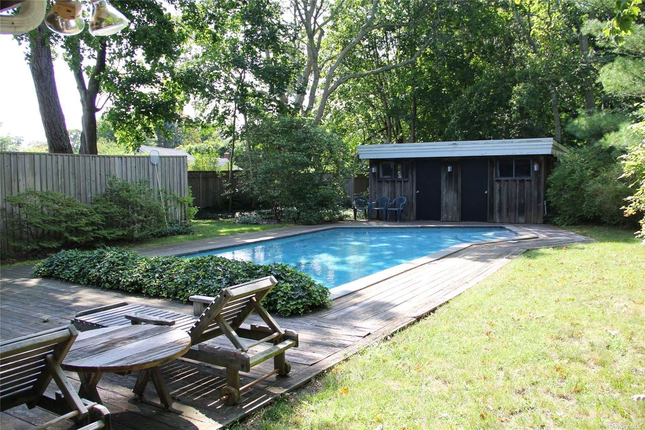 4 Little Pine Lane - Photo 1
