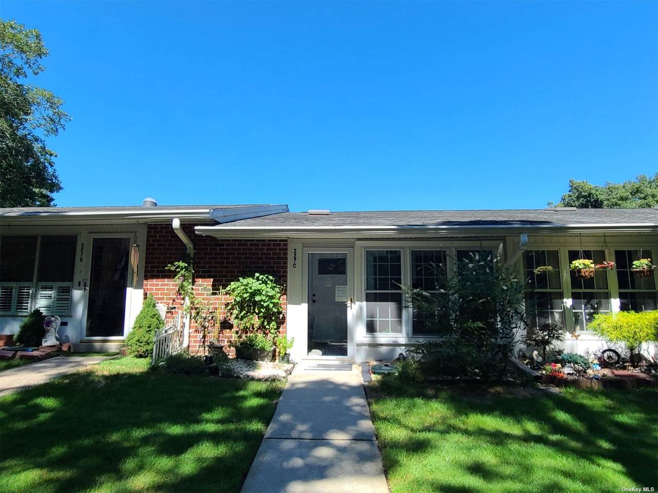 227C Blackpool Court - Photo 1