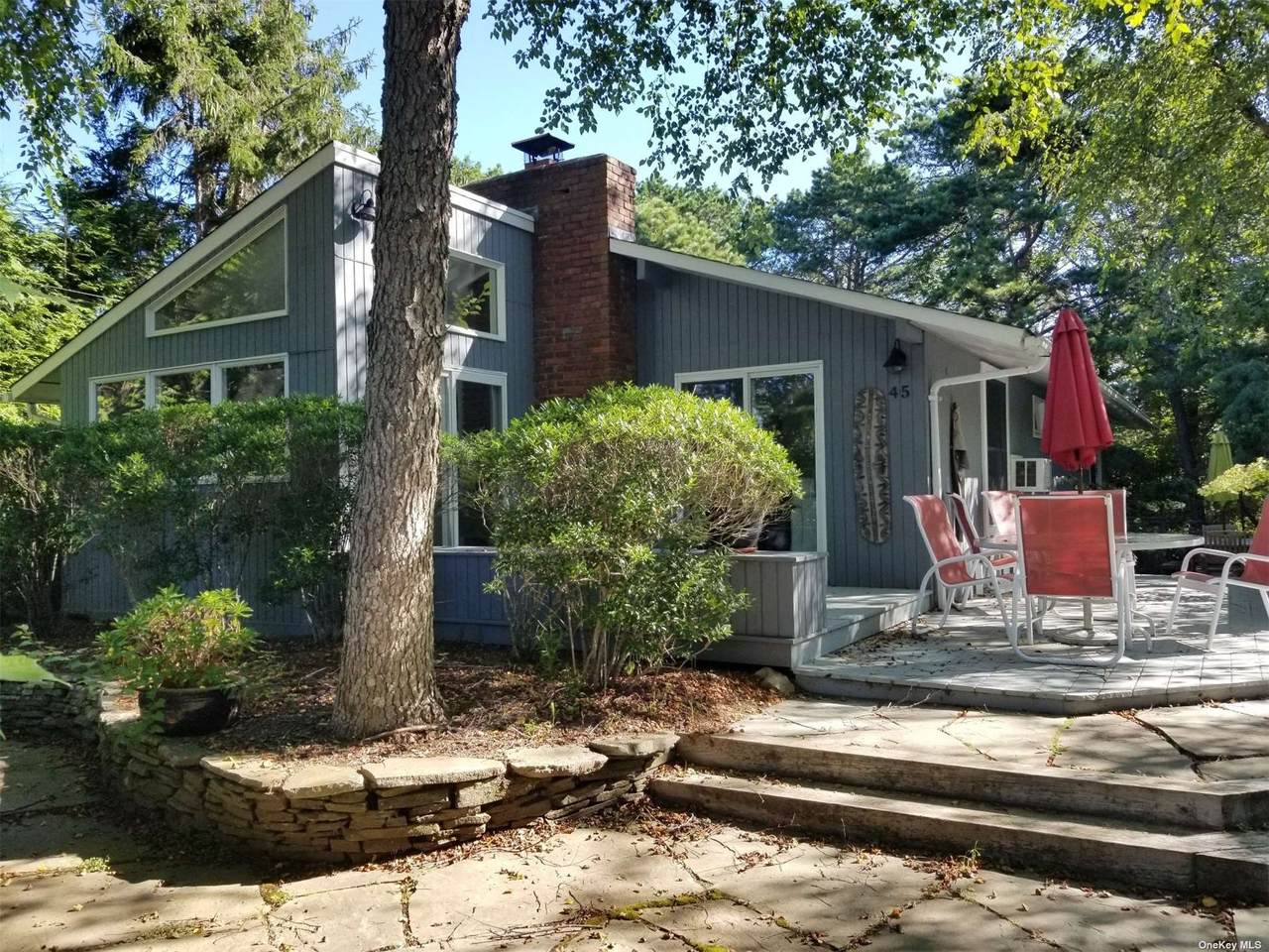45 Hampton Lane - Photo 1