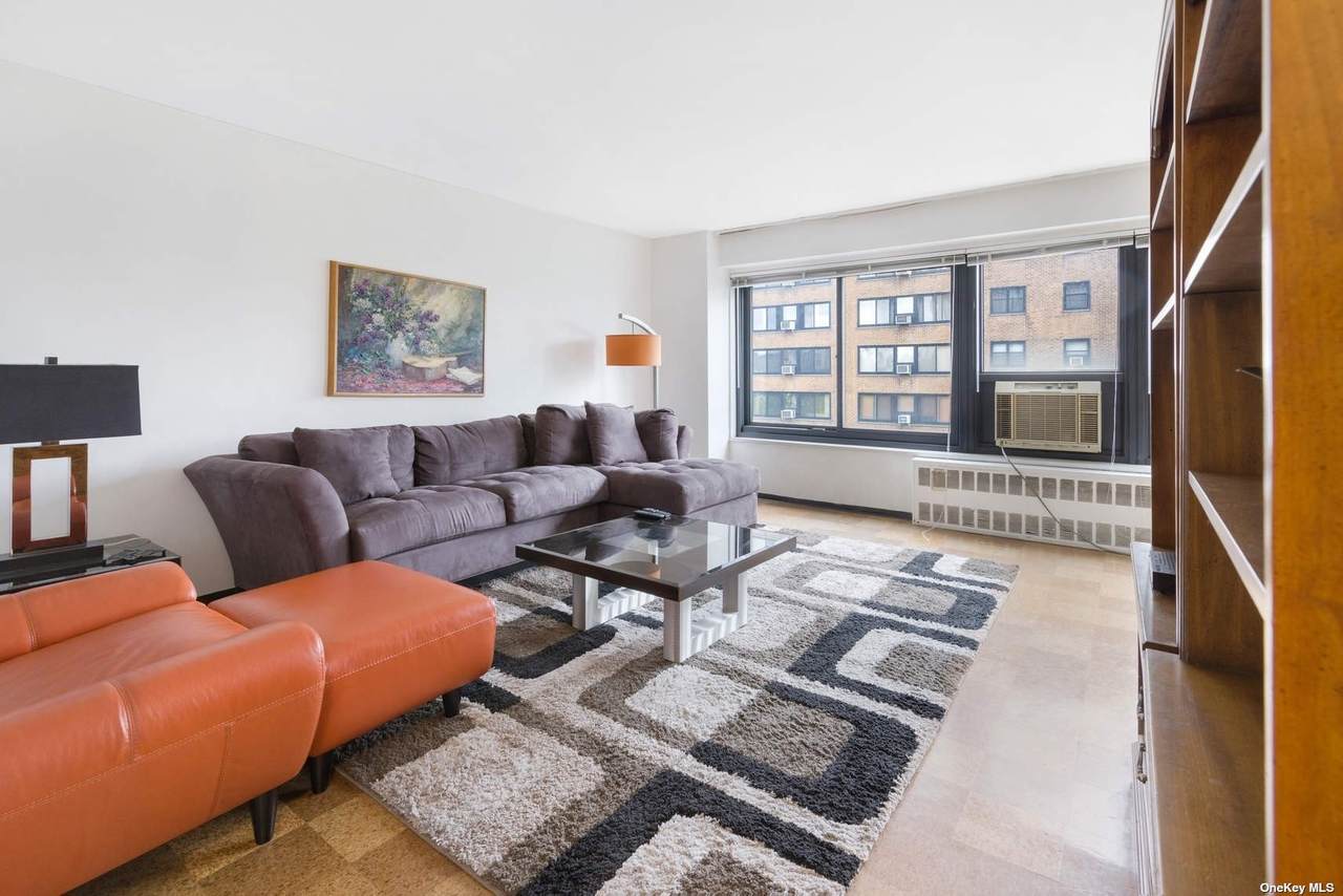 33-43 14th Street - Photo 1