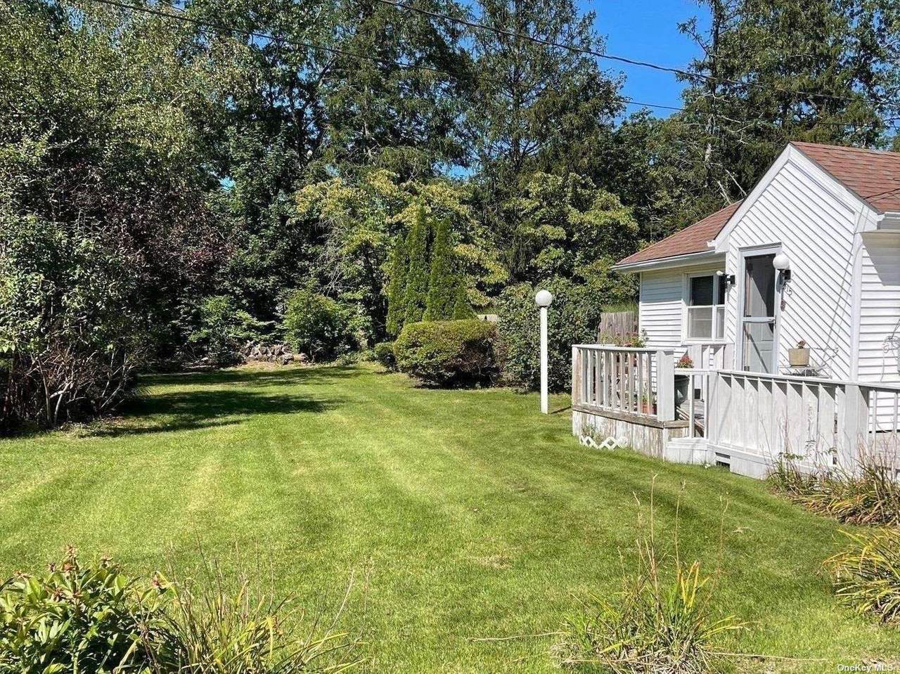 515 Miller Place Road - Photo 1