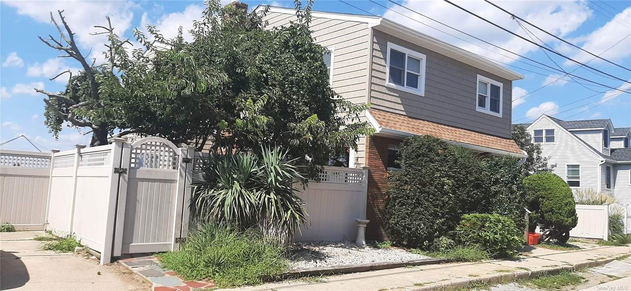 12 Norfolk Road - Photo 1