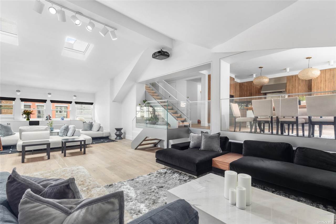 154 Spring Street - Photo 1