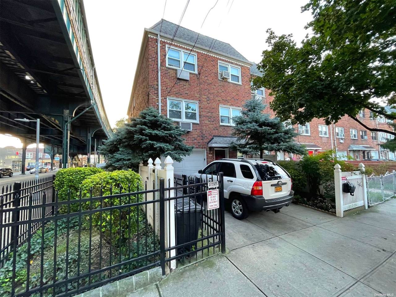 103-80 103rd Street - Photo 1
