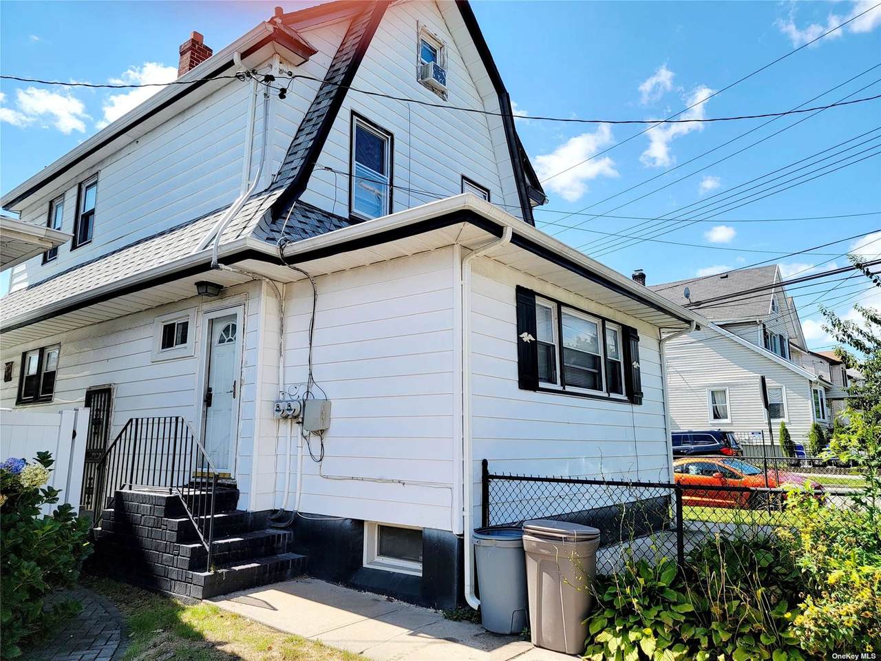 109-01 Monterey Street - Photo 1