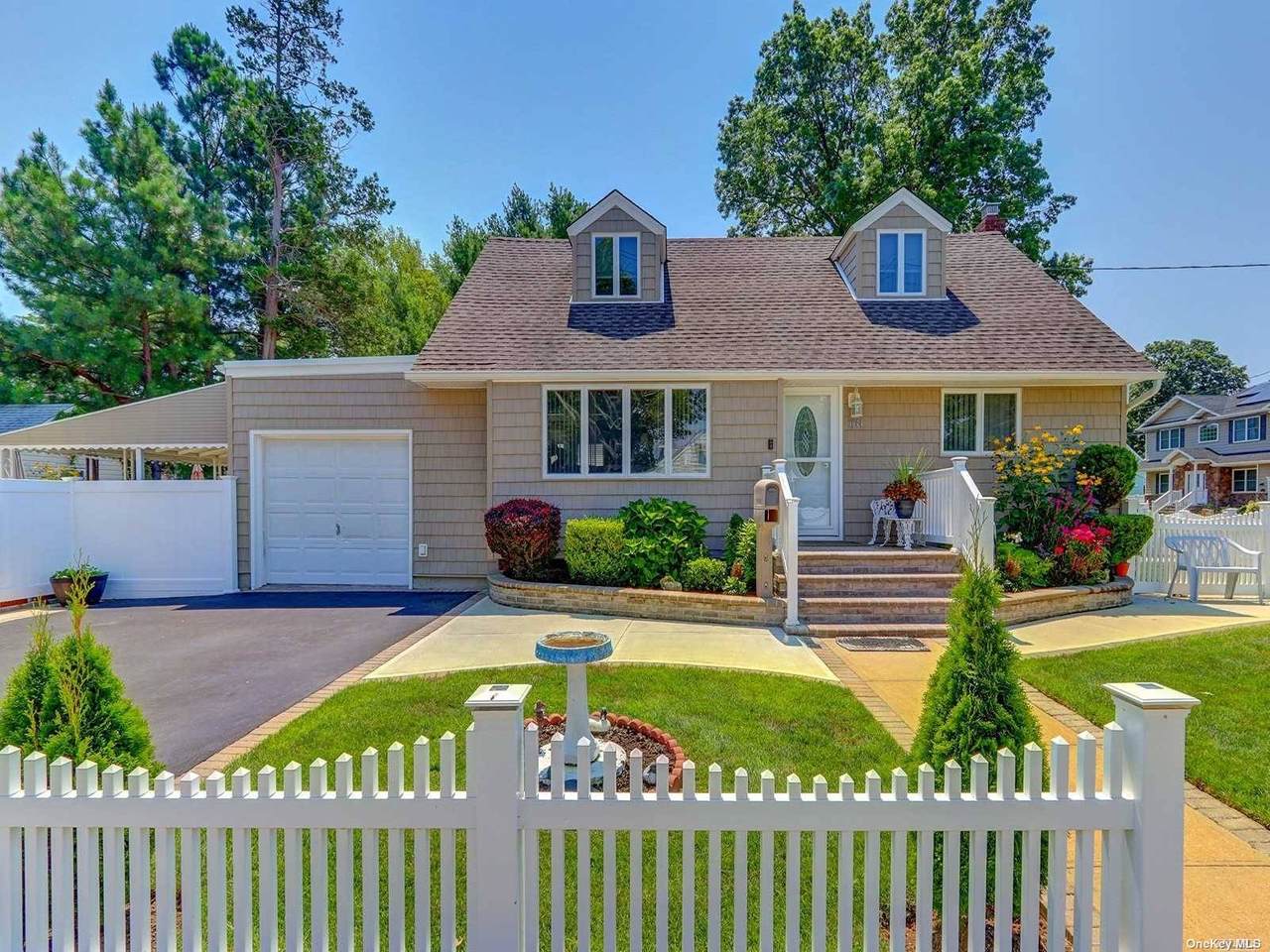 3044 Saint Regis Street - Photo 1