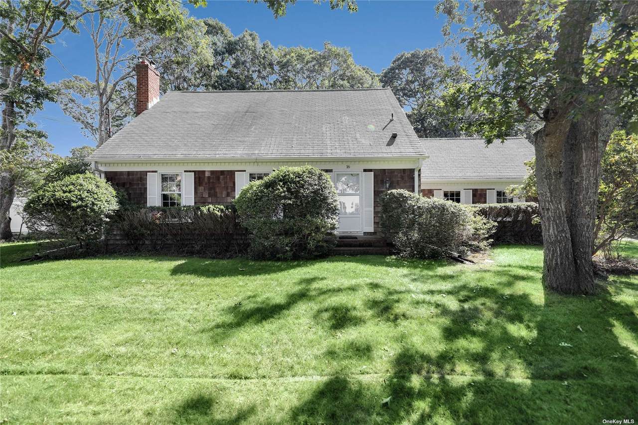 16 Pin Oak Lane - Photo 1