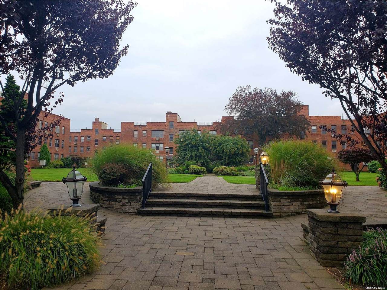 1 Jefferson Avenue - Photo 1
