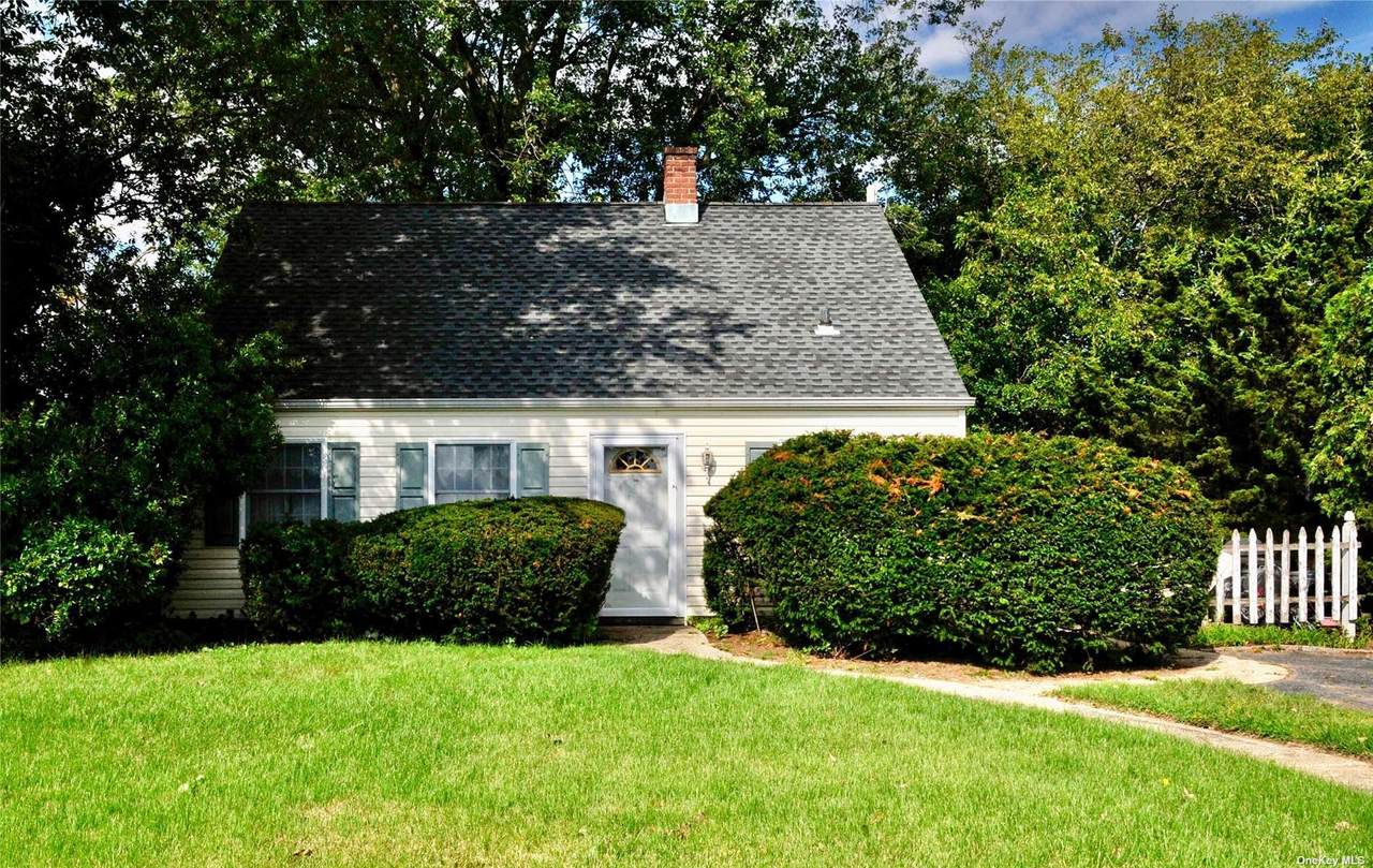 80 Spring Lane - Photo 1