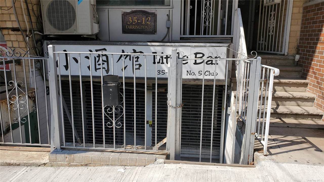 35-12 Farrington Street - Photo 1