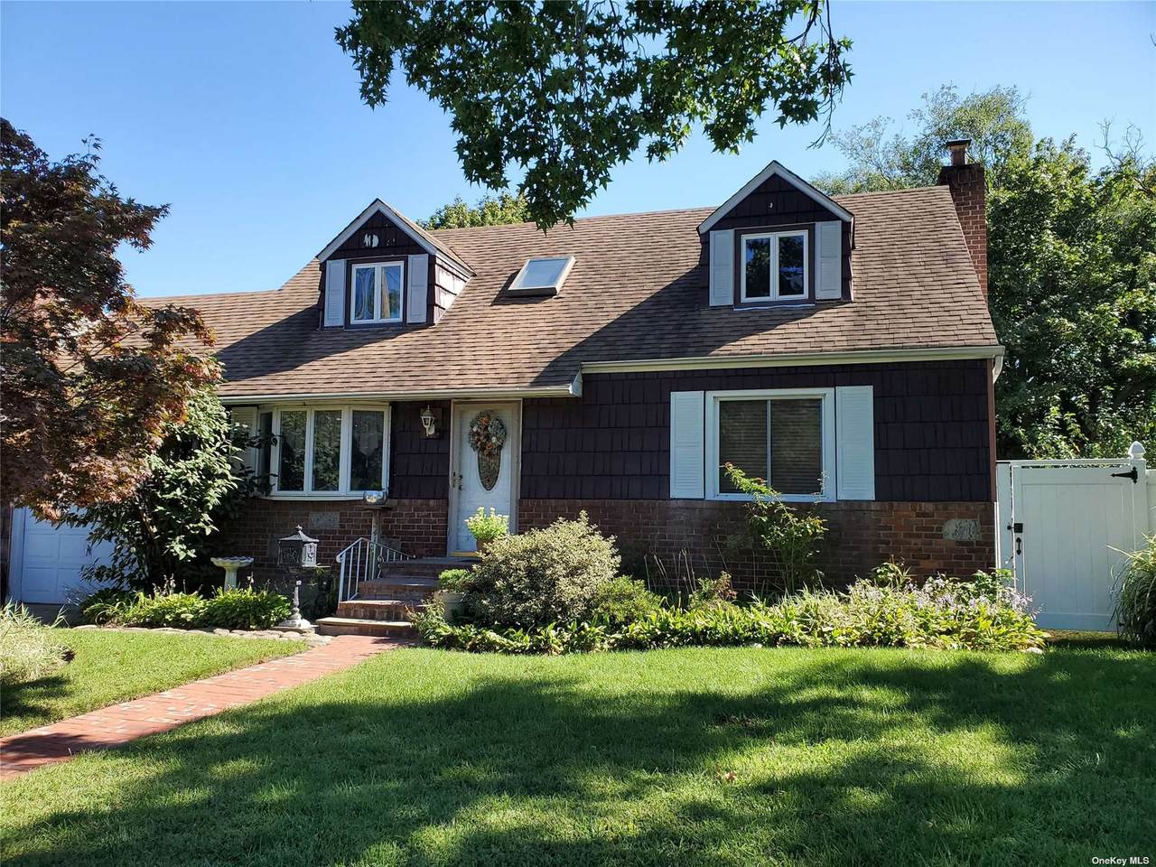 241 Merrick Avenue - Photo 1