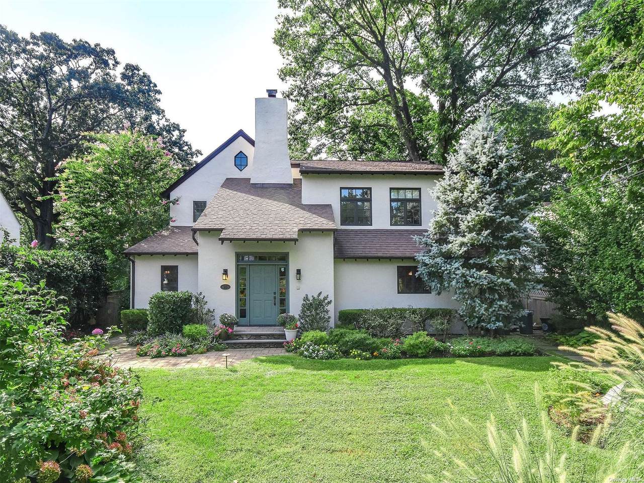 23 Mitchell Road - Photo 1