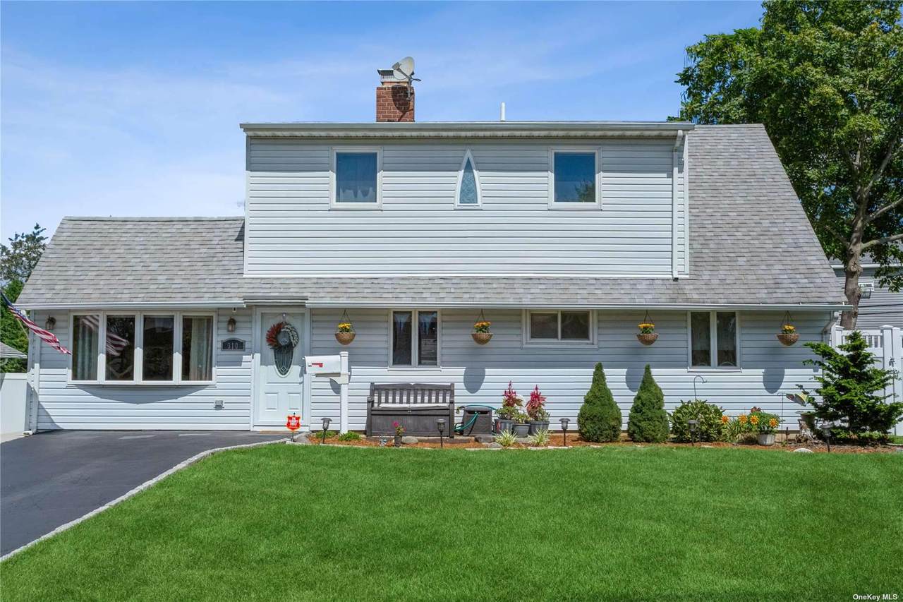 310 Elm Drive - Photo 1