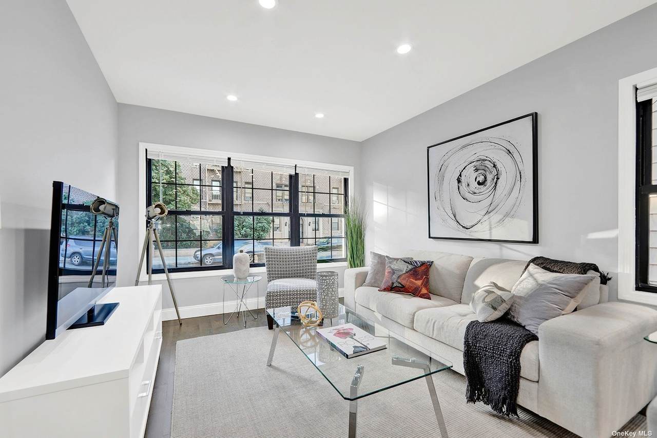 304 Foster Avenue - Photo 1