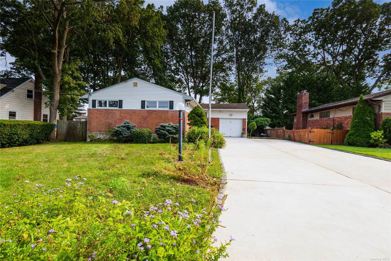 20 Satinwood Road - Photo 1