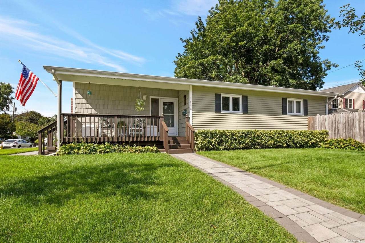 9 David Court - Photo 1