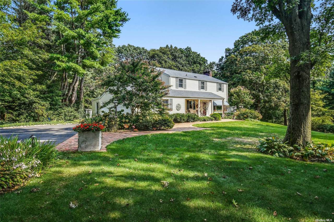 18 Thorman Lane - Photo 1