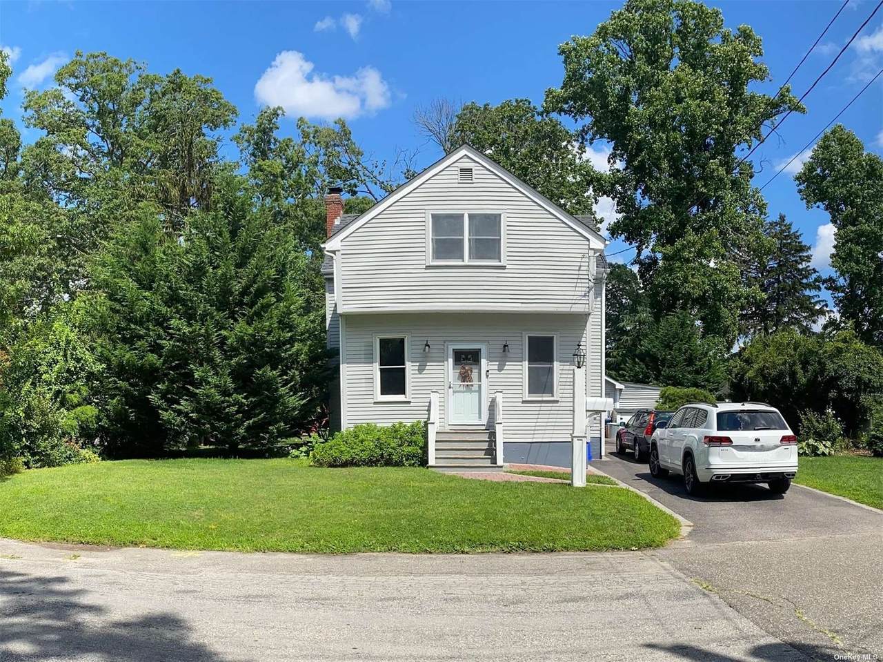 9 Hawthorne Avenue - Photo 1