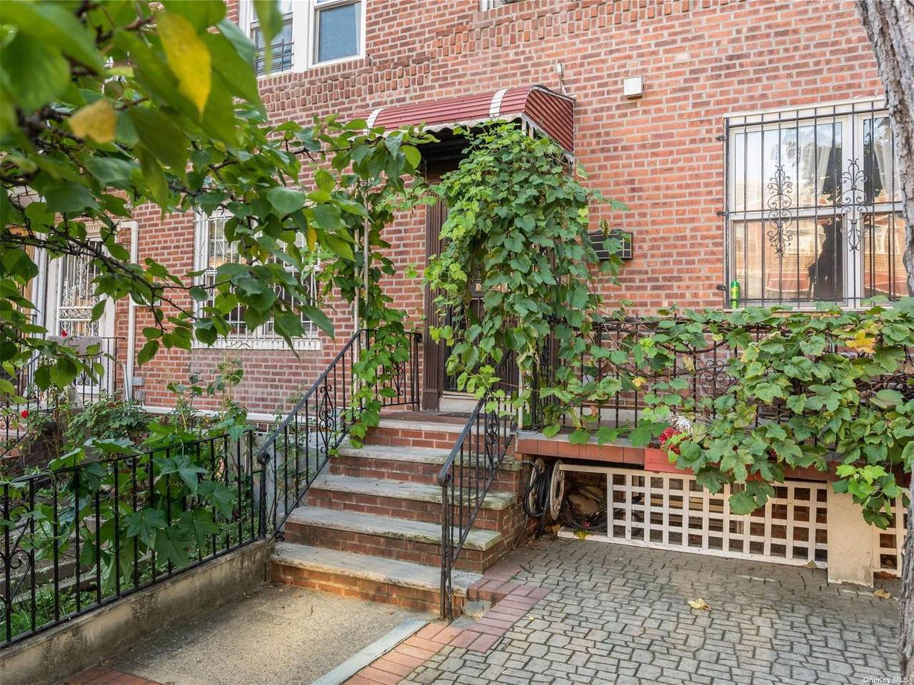 31-30 56th Street - Photo 1