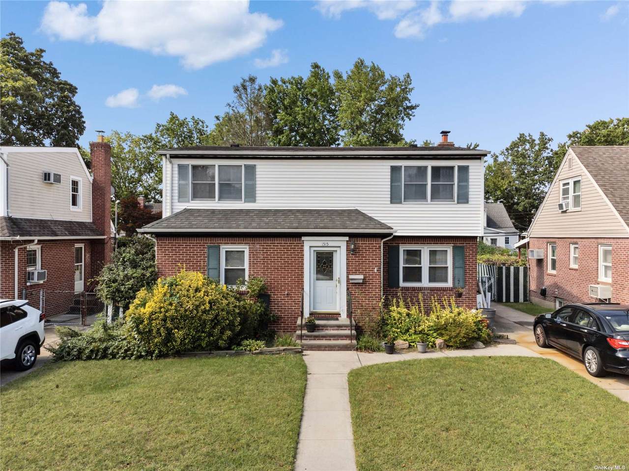 1515 New Hyde Park Drive - Photo 1