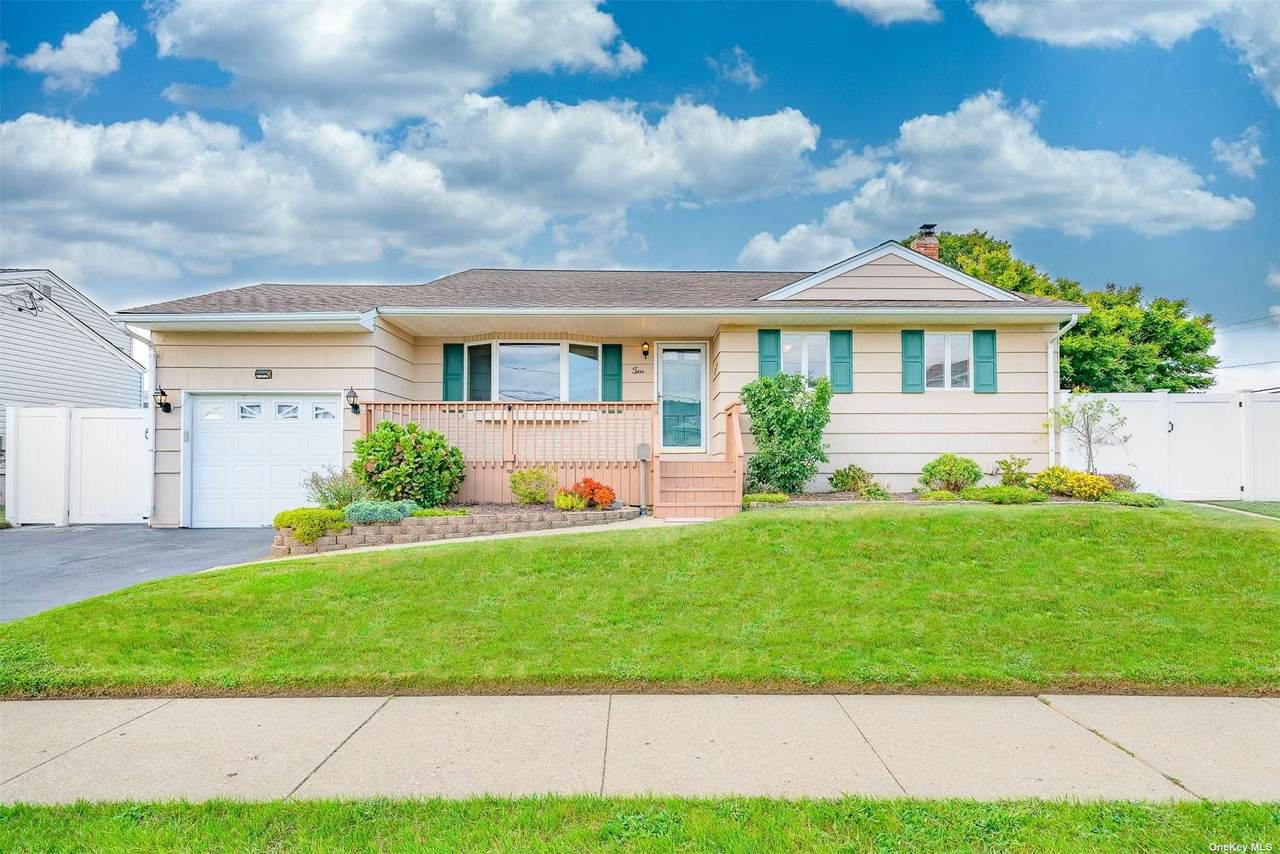10 Prairie Lane - Photo 1