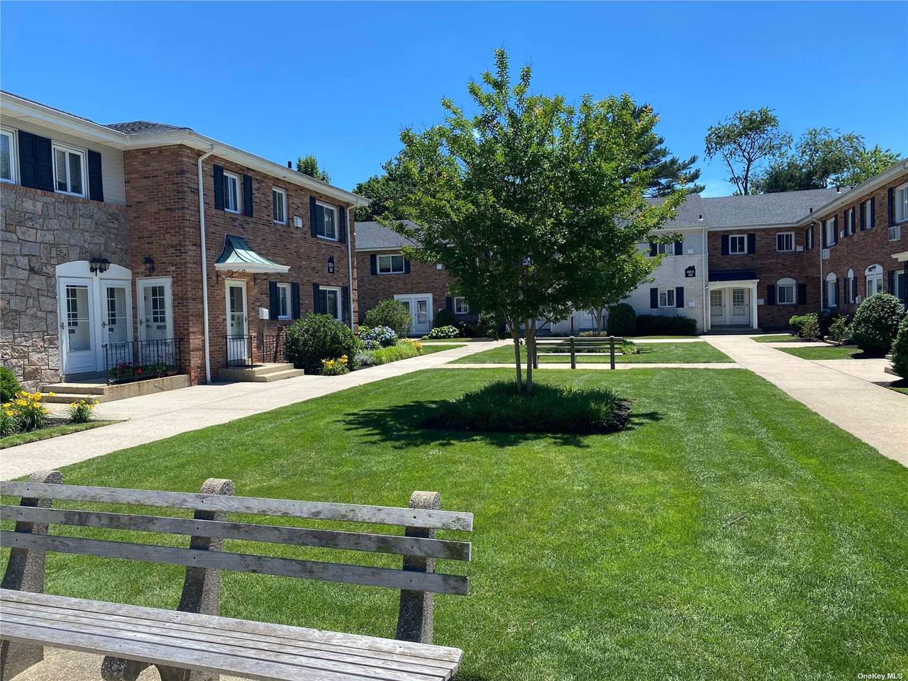 520 Dawson Lane - Photo 1