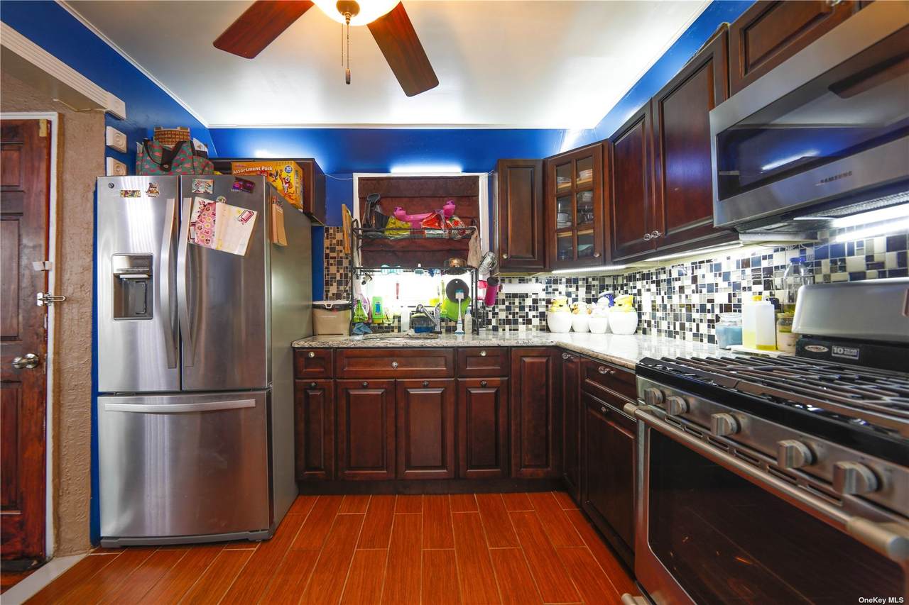 223-22 Hempstead Avenue - Photo 1