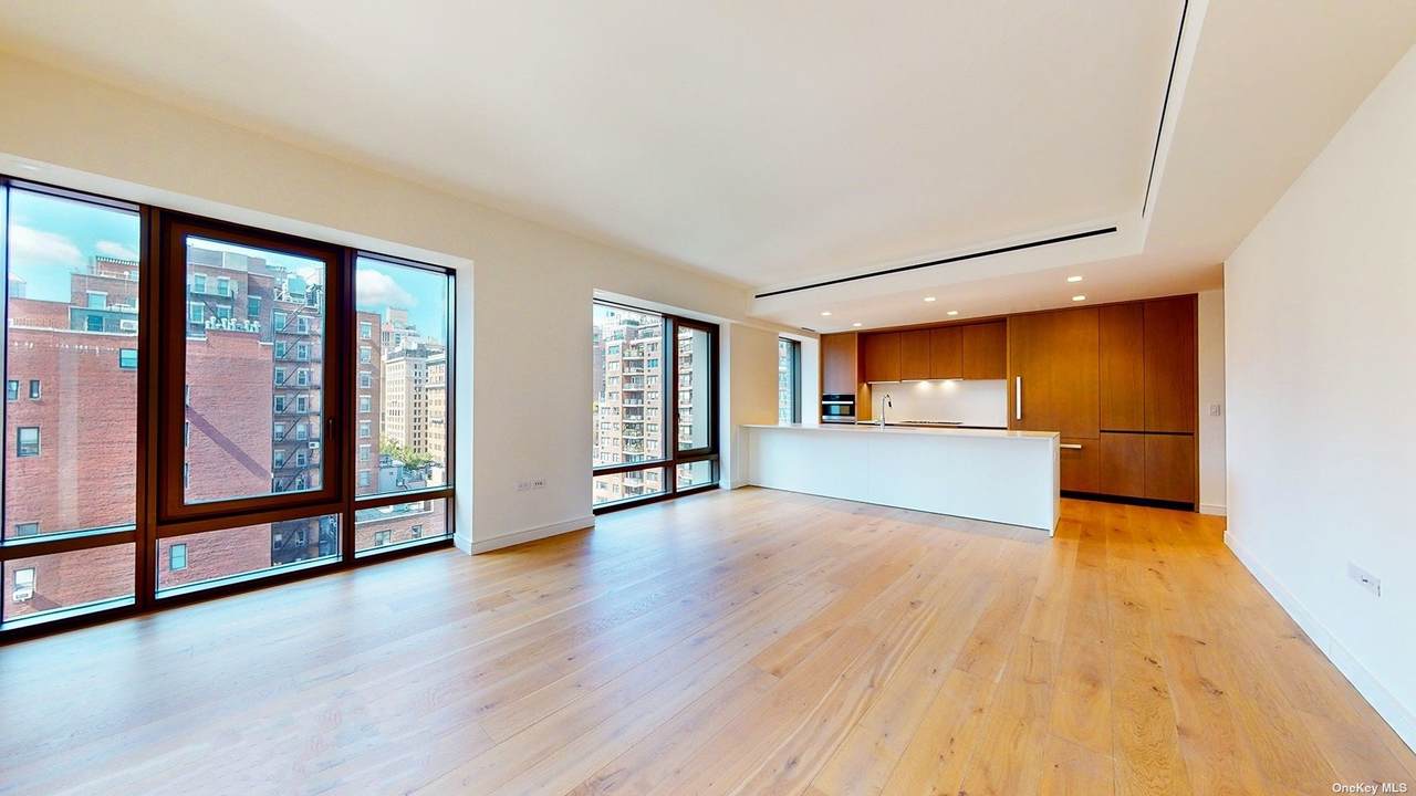200 21th Street - Photo 1