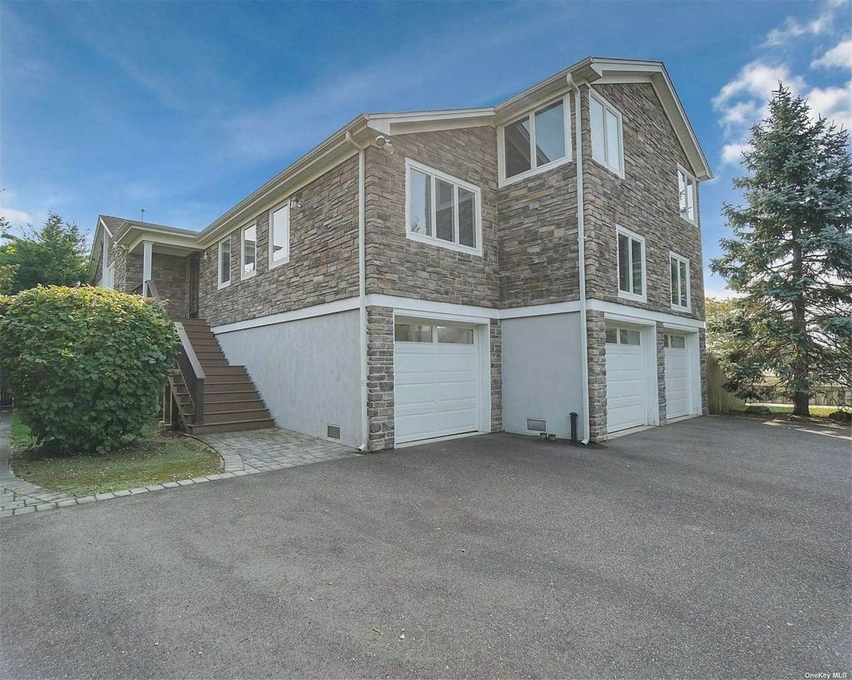 316 Grand Central Avenue - Photo 1