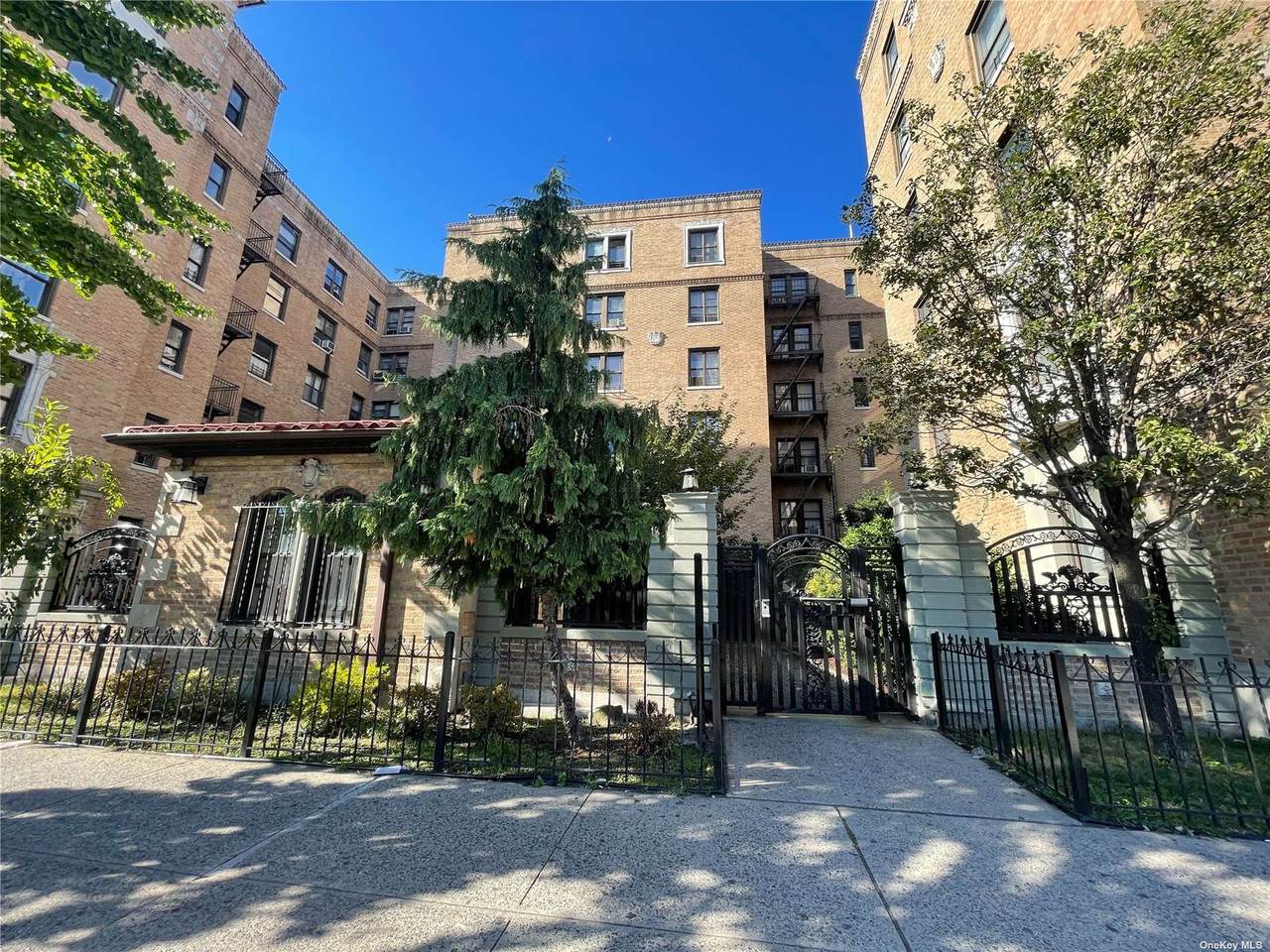 148-09 Northern Boulevard - Photo 1