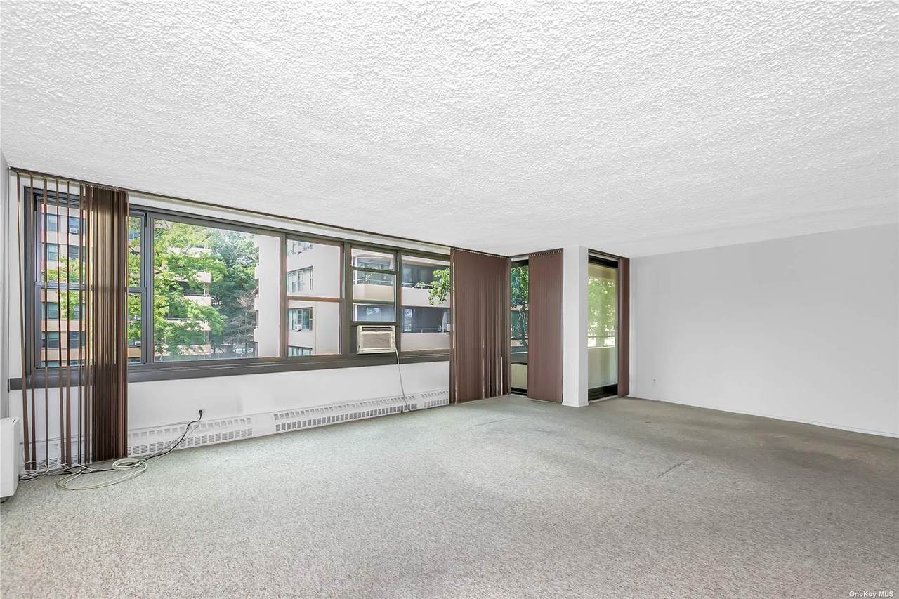 167-15 12 Ave - Photo 1