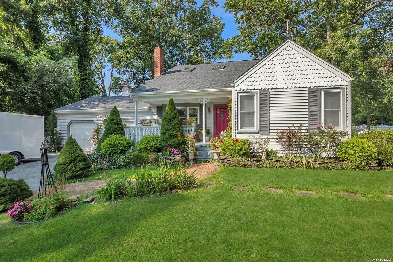 14 White Pine Lane - Photo 1