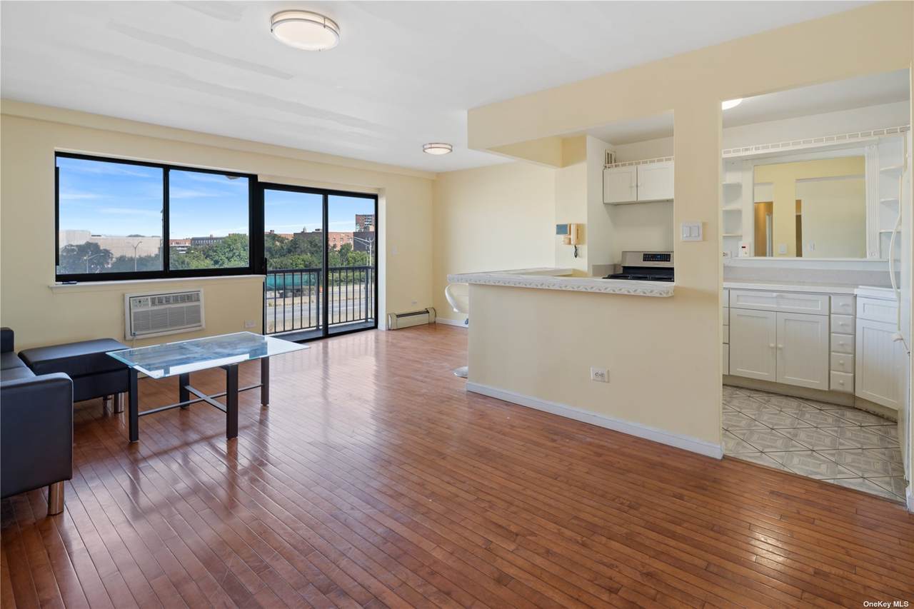92-29 Queens Boulevard - Photo 1